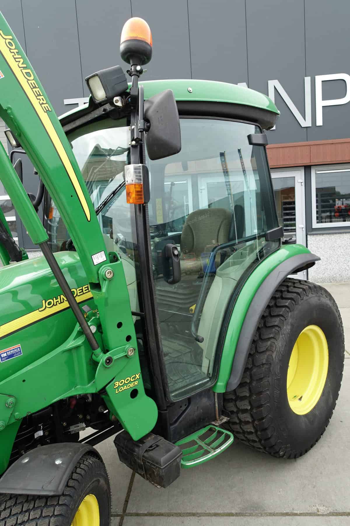 John Deere 3720 4wd HST - Afbeelding 11