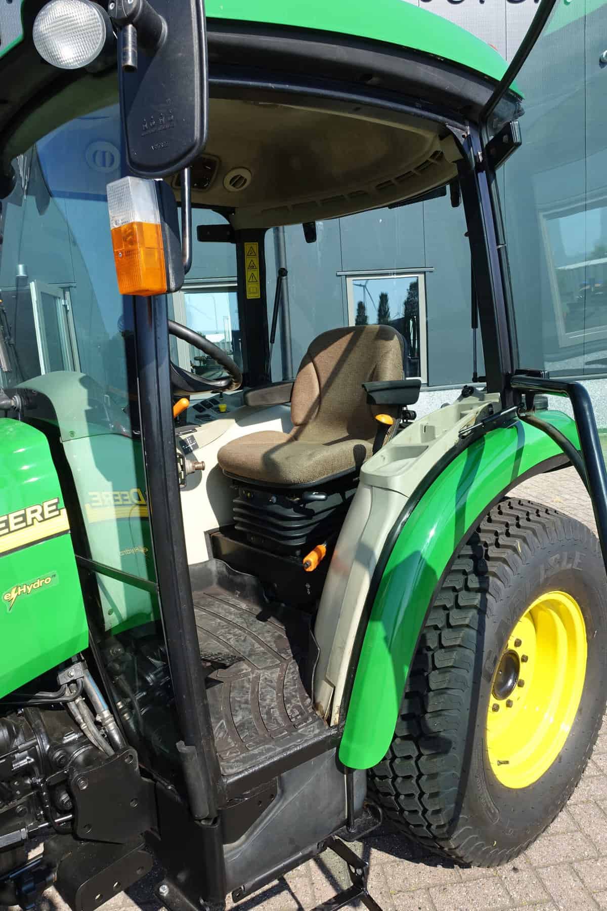 John Deere 3720 4wd HST - Afbeelding 11