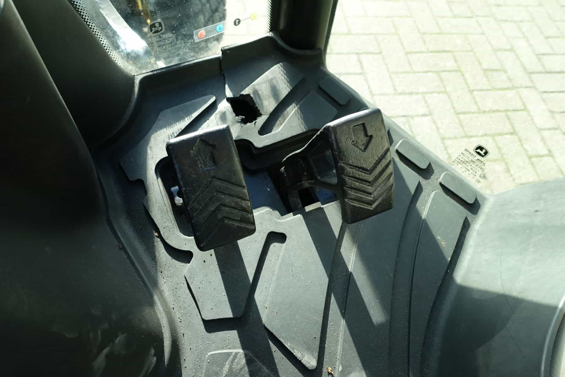 John Deere 3720 4wd HST - Afbeelding 15