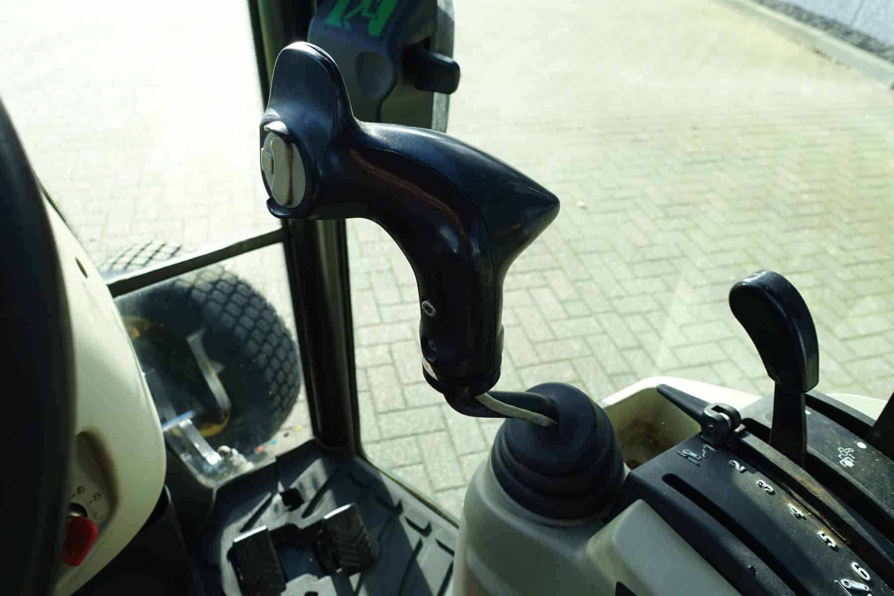 John Deere 3720 4wd HST - Afbeelding 16