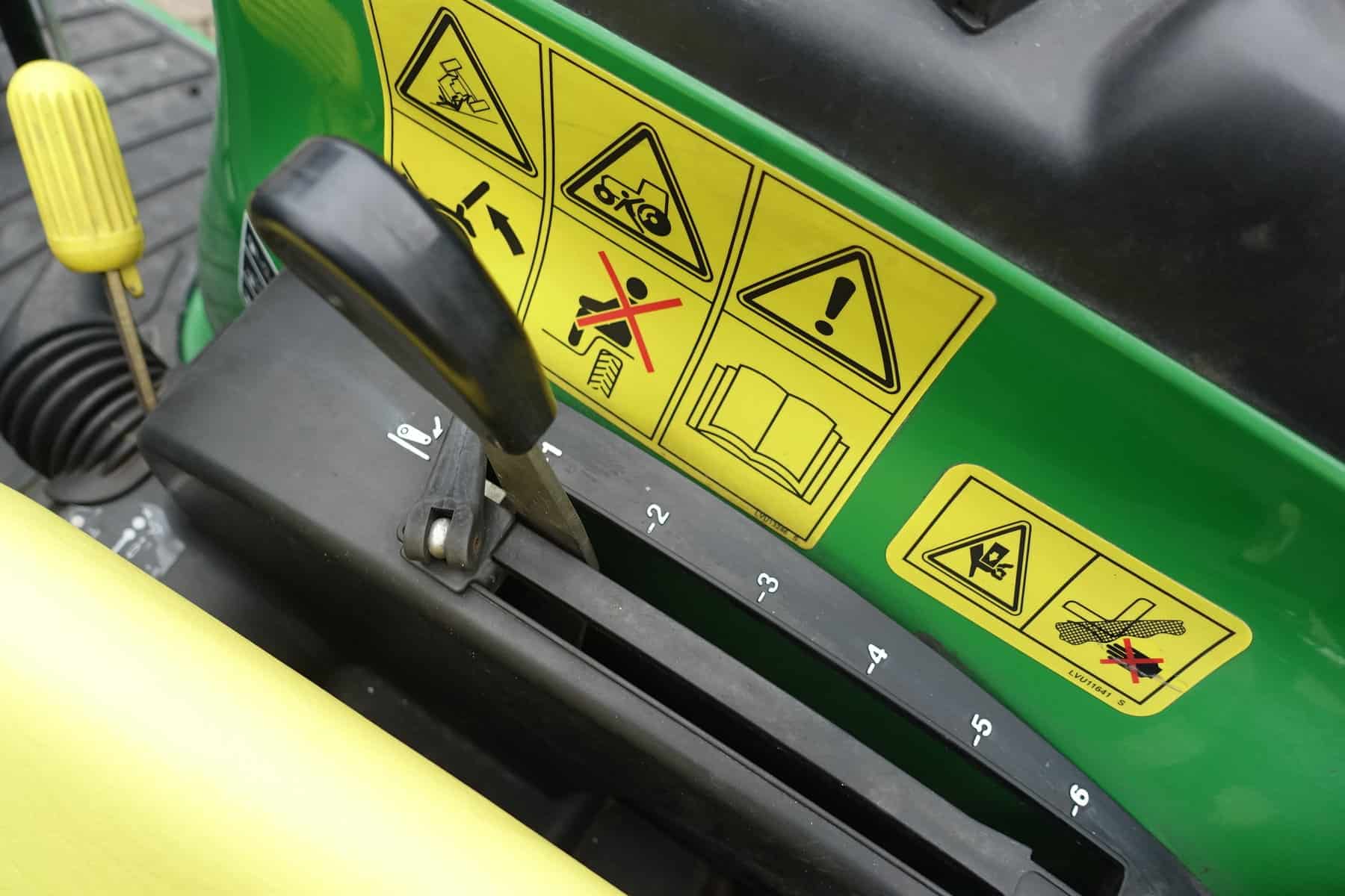 John Deere 3720 4wd HST - Afbeelding 16