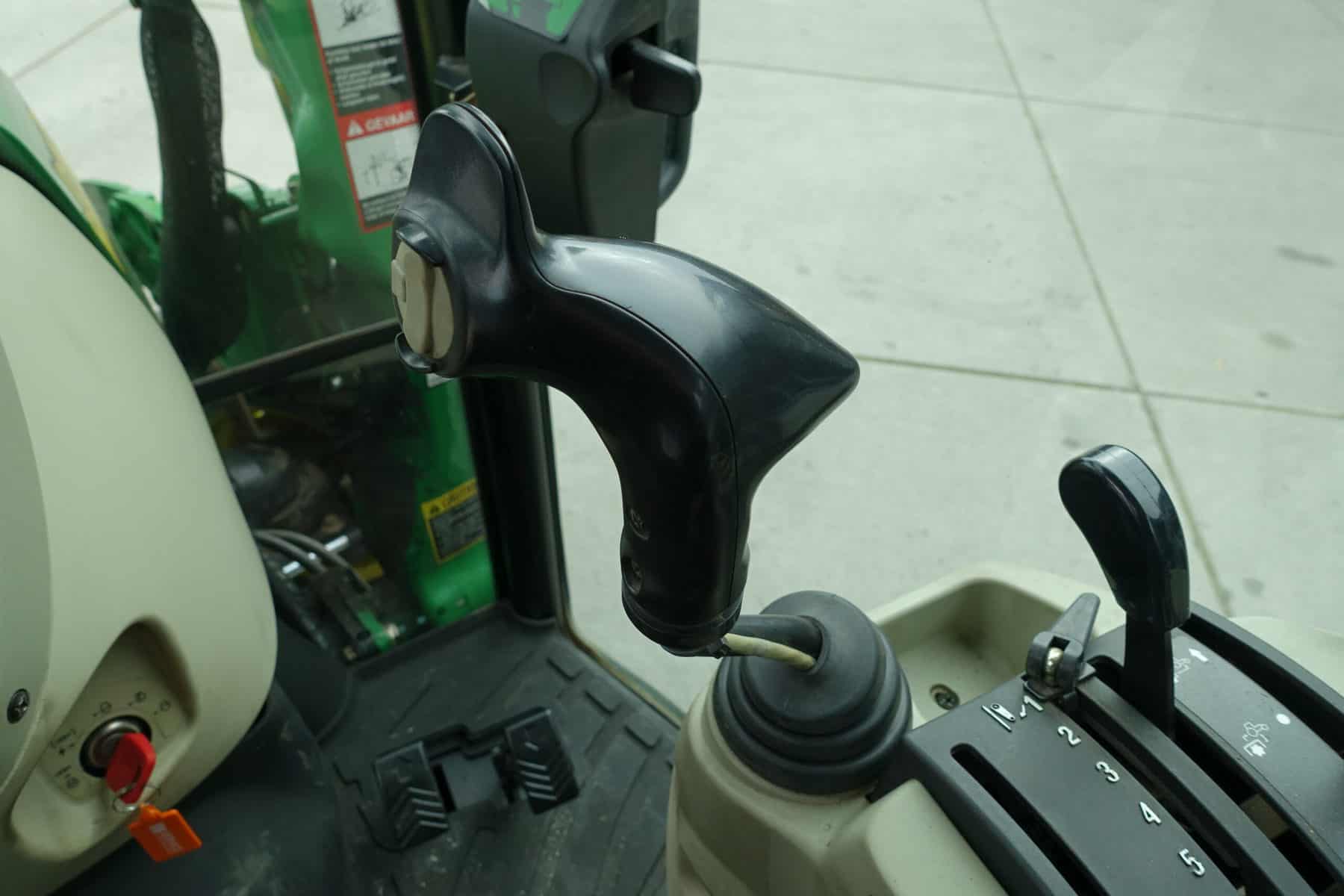 John Deere 3720 4wd HST - Afbeelding 18