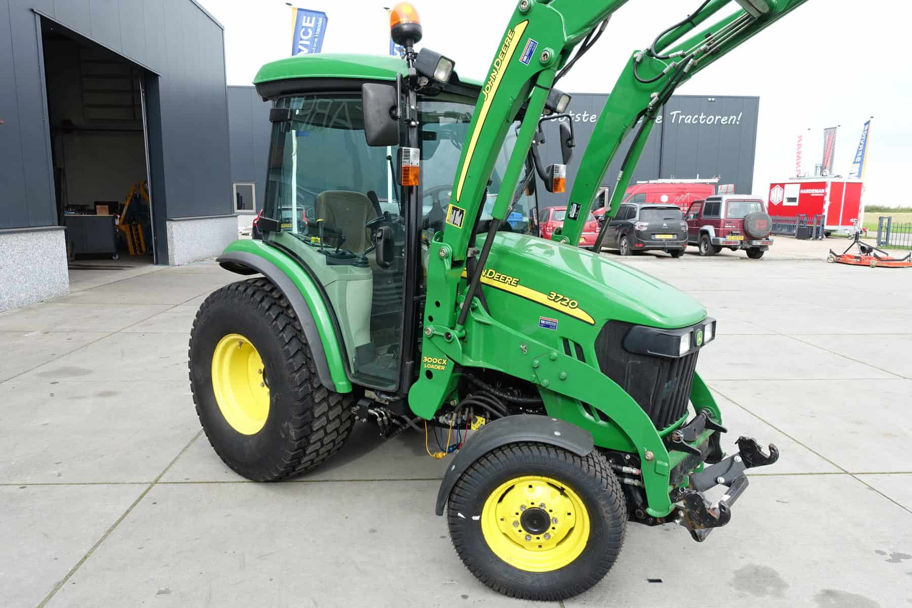 John Deere 3720 4wd HST - Afbeelding 2