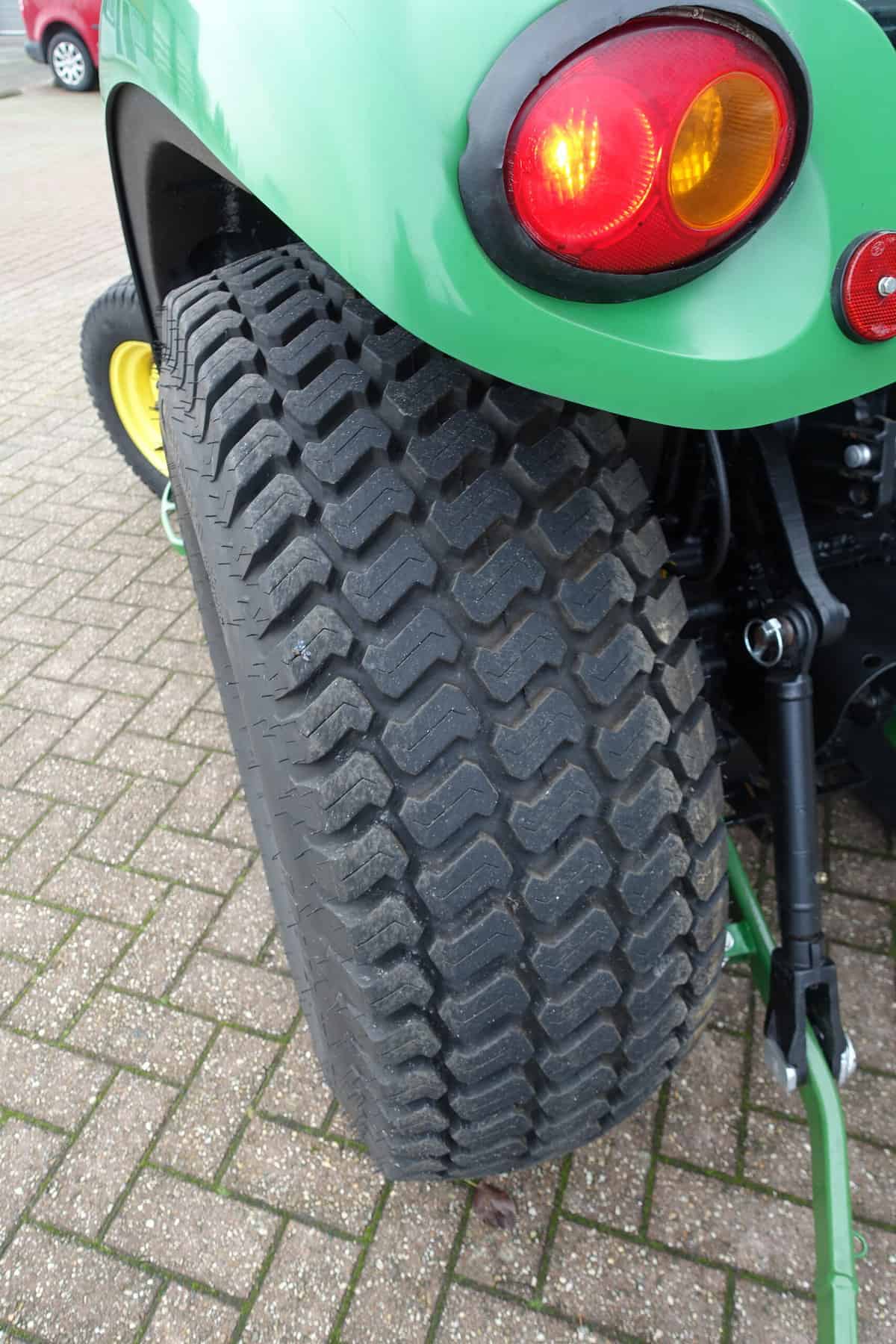 John Deere 3720 4wd HST - Afbeelding 24