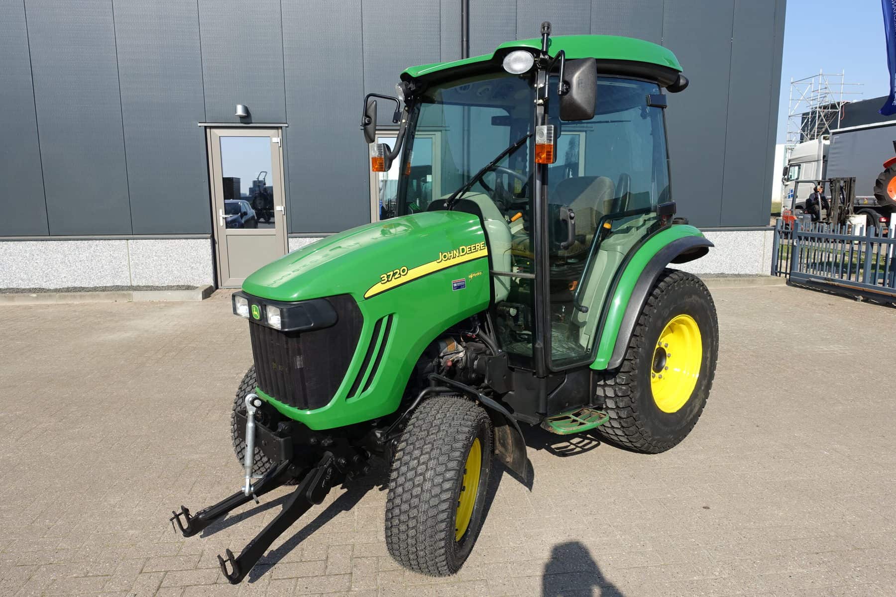 John Deere 3720 4wd HST - Afbeelding 4