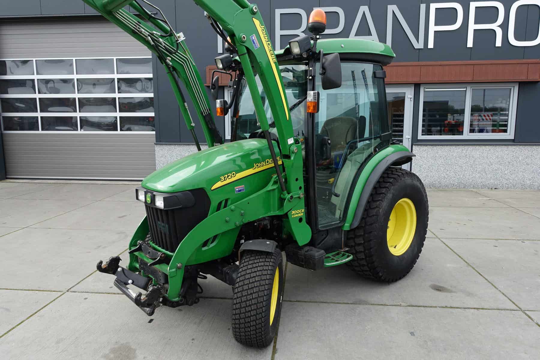John Deere 3720 4wd HST - Afbeelding 4
