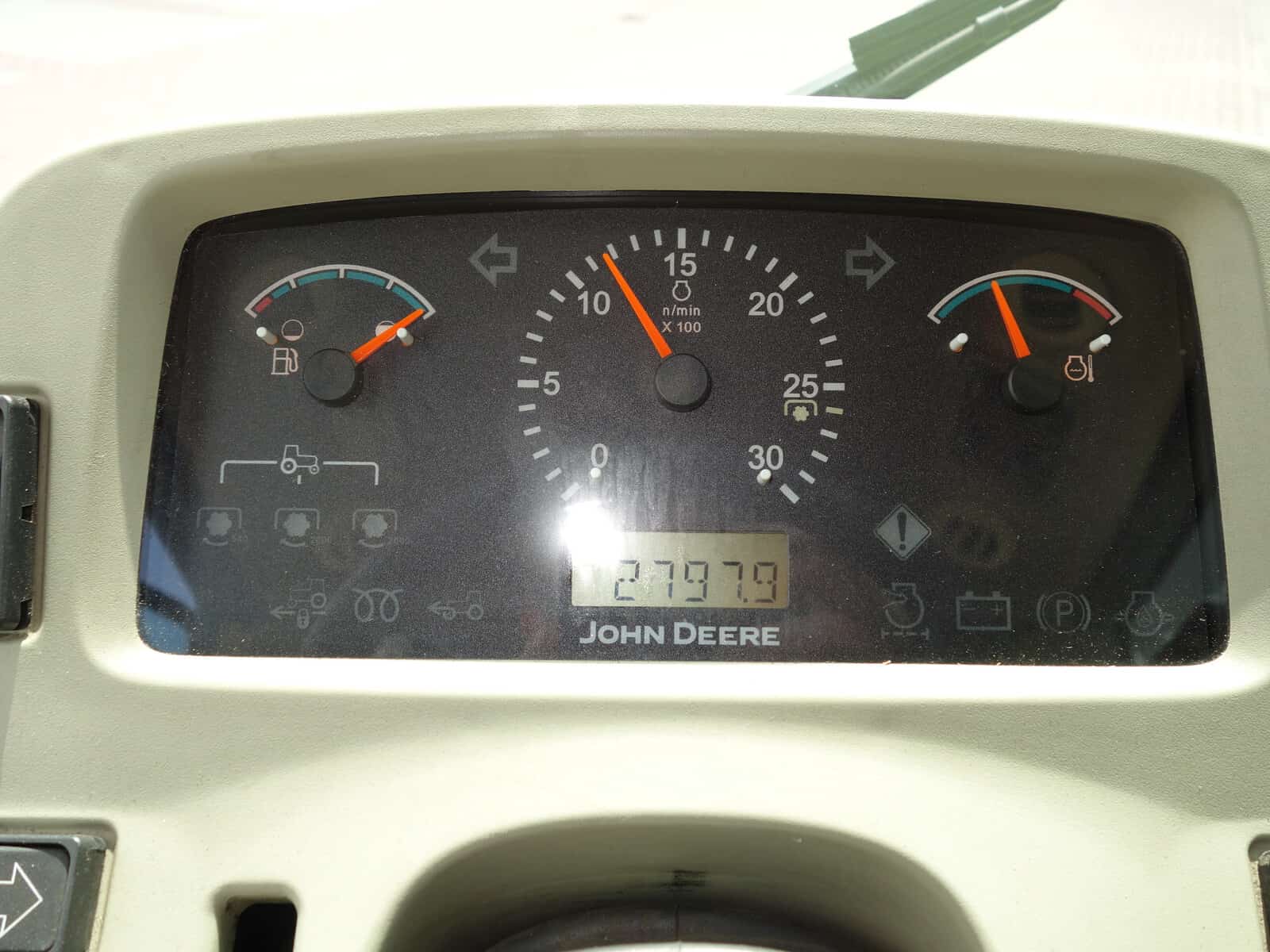 John Deere 3720 4wd HST - Afbeelding 14