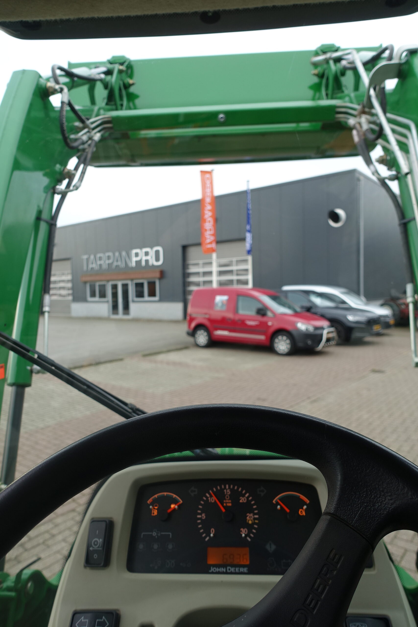 John Deere 3720 4wd HST - Afbeelding 15