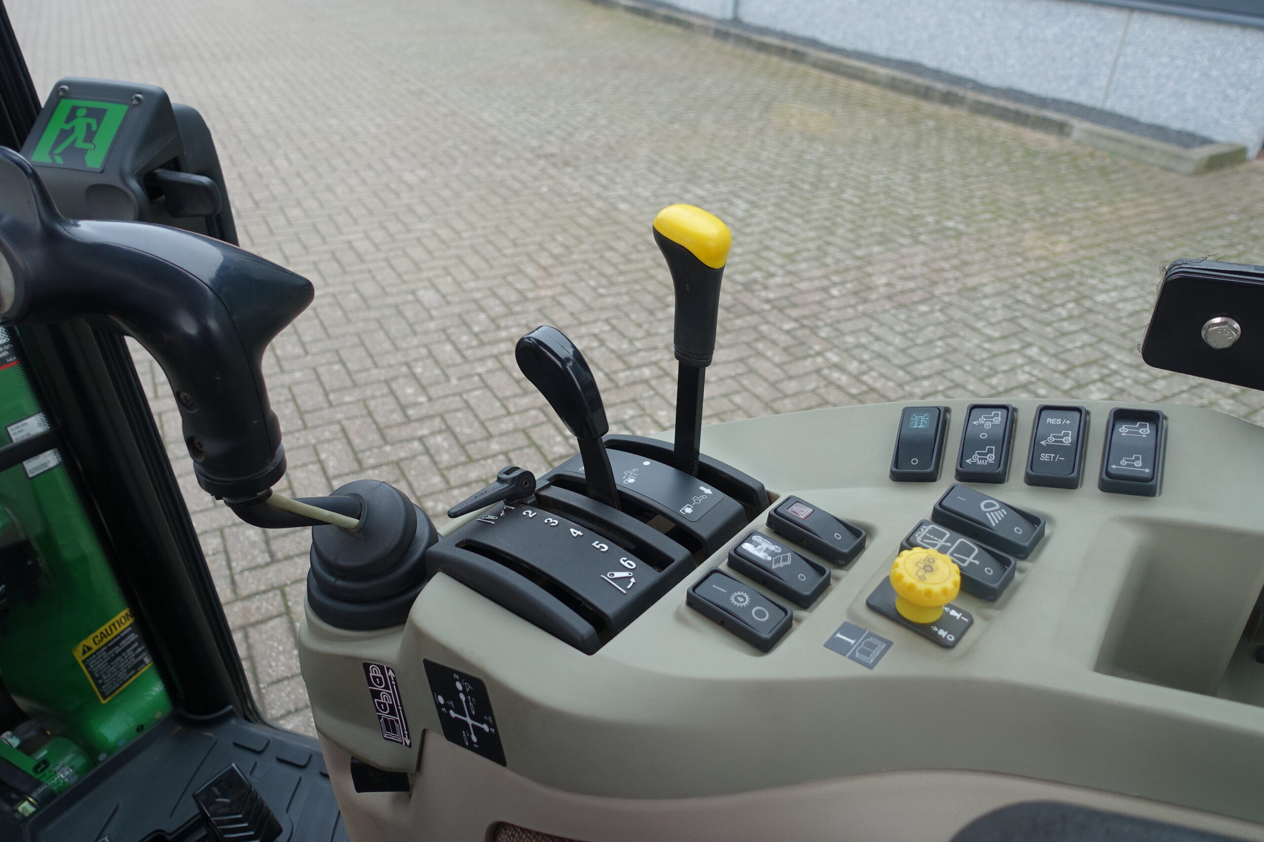 John Deere 3720 4wd HST - Afbeelding 17