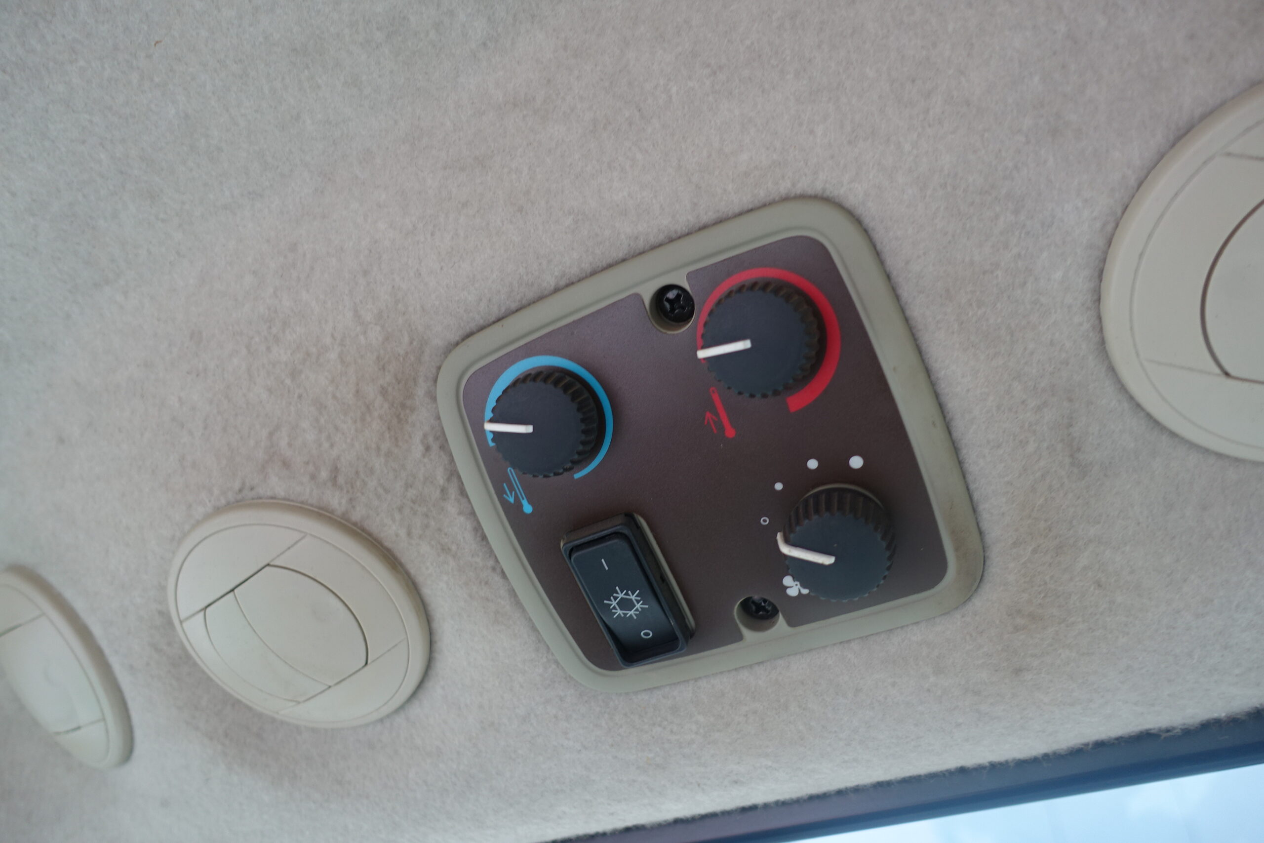 John Deere 3720 4wd HST - Afbeelding 18