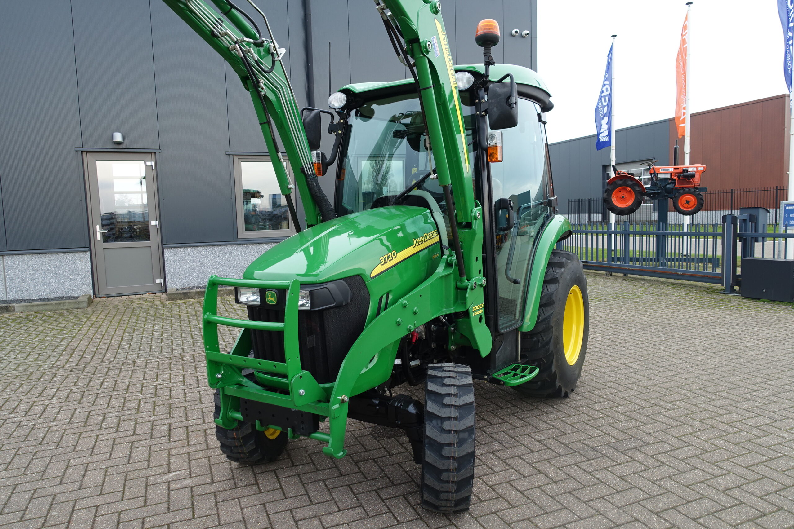 John Deere 3720 4wd HST - Afbeelding 5