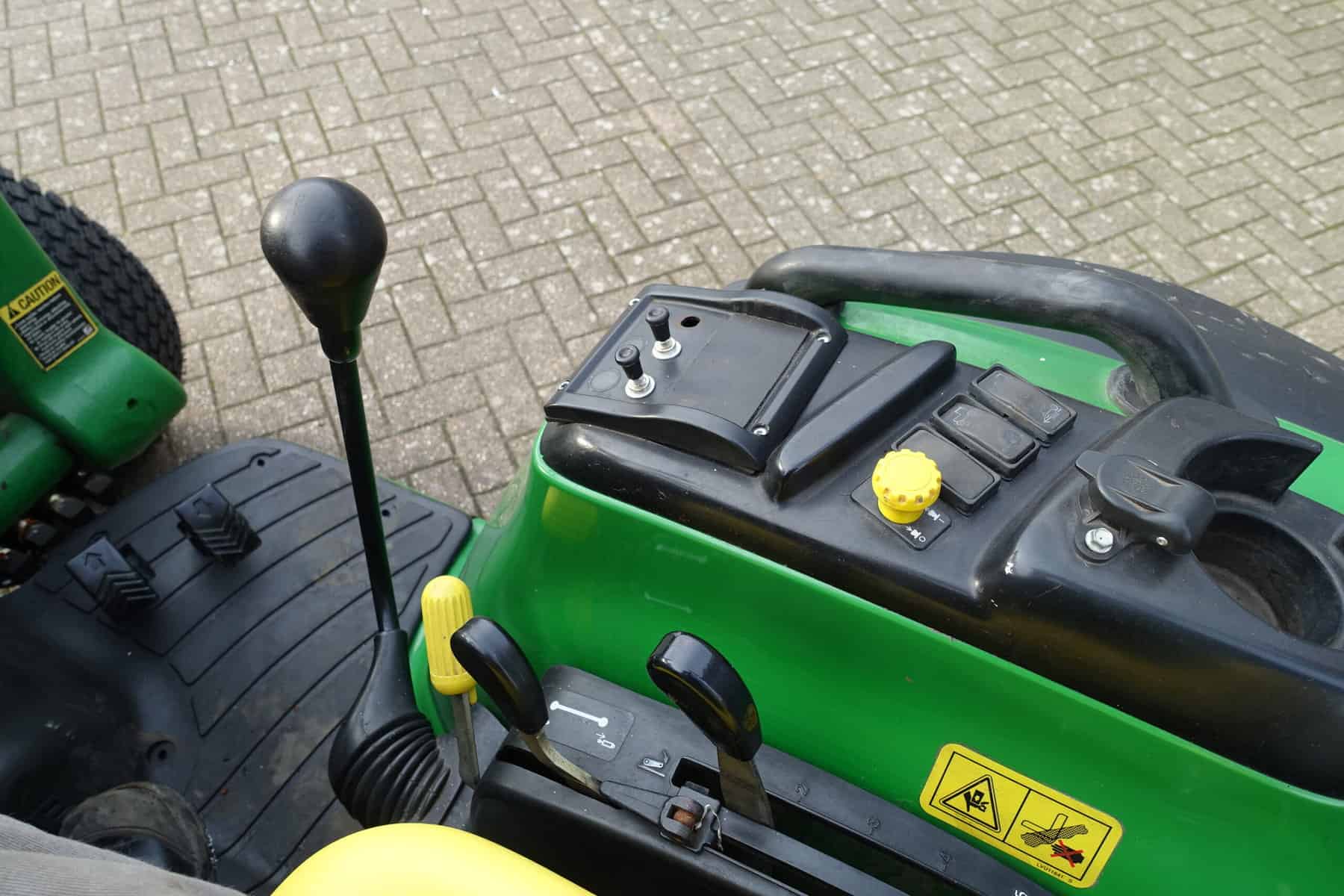 John Deere 3720 4wd HST - Afbeelding 12