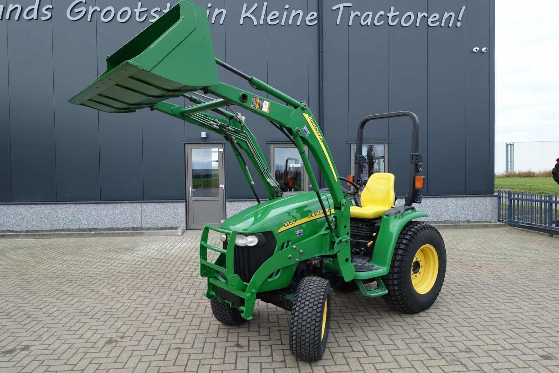 John Deere 3720 4wd HST - Afbeelding 3