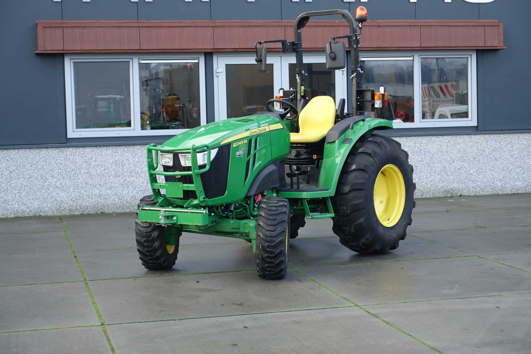 John Deere 4049M 4wd HST