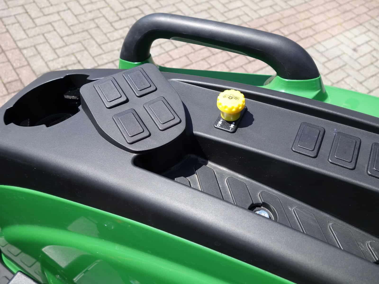 John Deere 4049M 4wd HST - Afbeelding 13