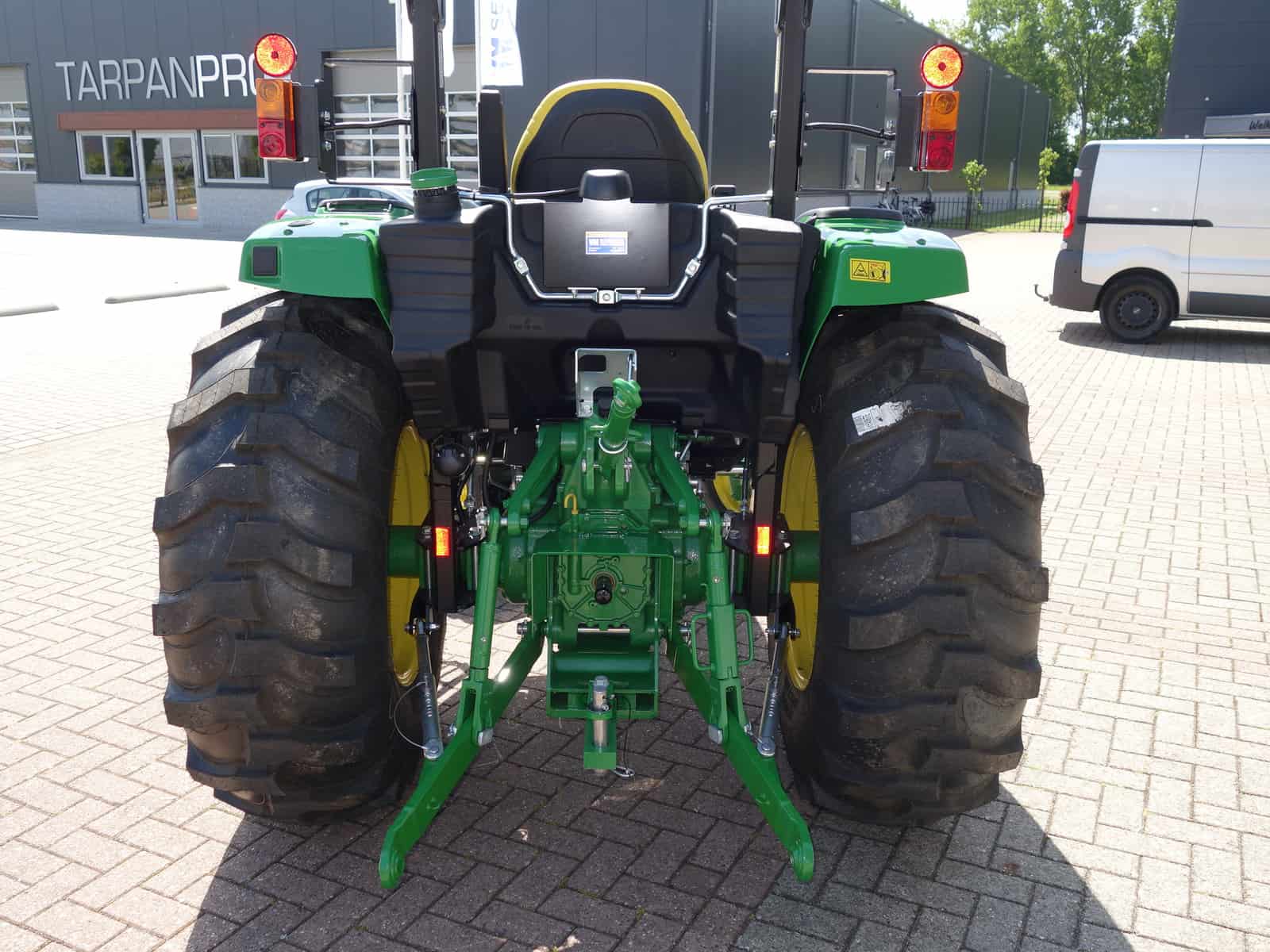 John Deere 4049M 4wd HST - Afbeelding 18