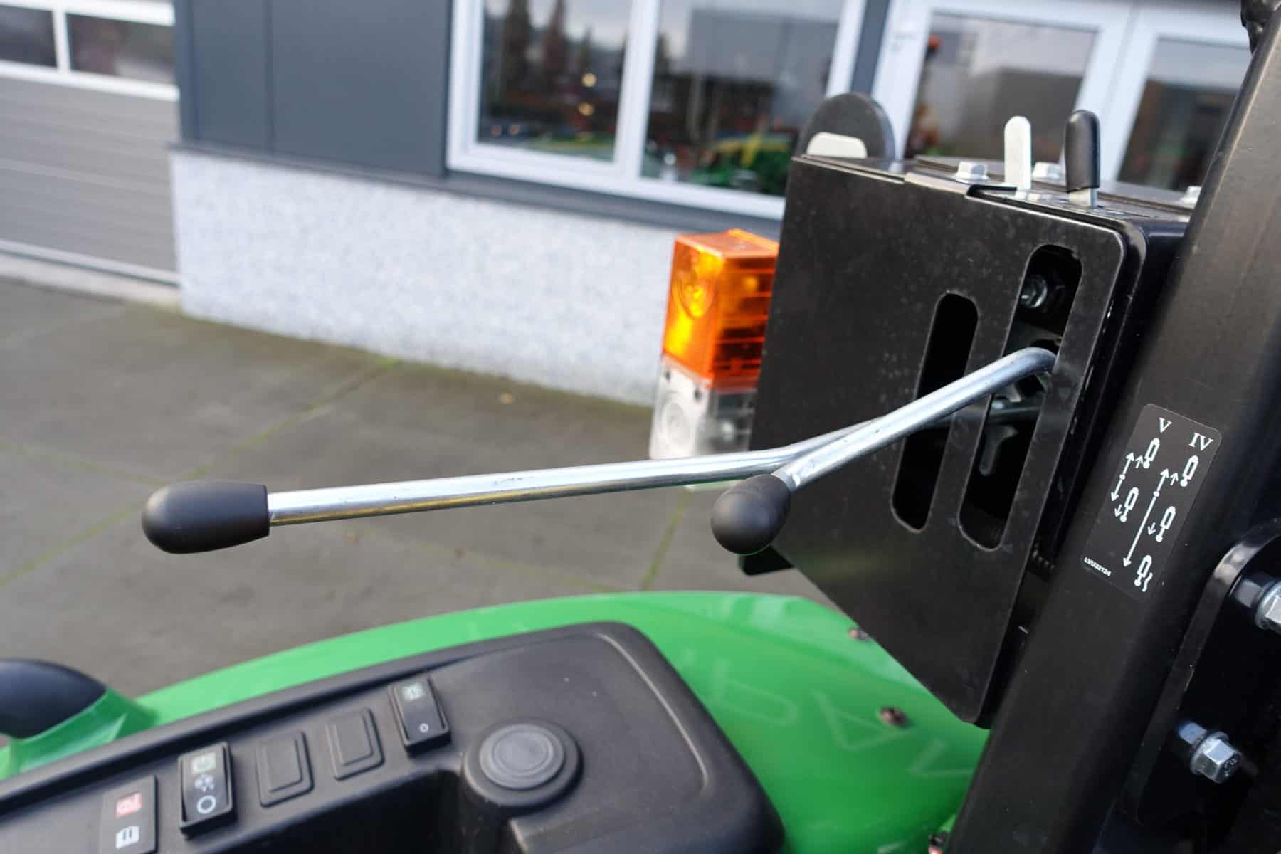 John Deere 4049M 4wd HST - Afbeelding 20