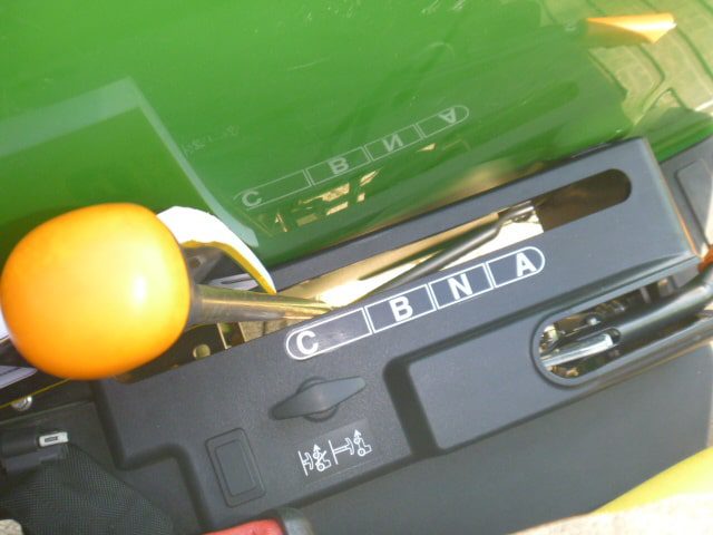 John Deere 4049M 4wd HST - Afbeelding 14