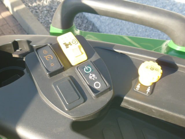 John Deere 4049M 4wd HST - Afbeelding 16