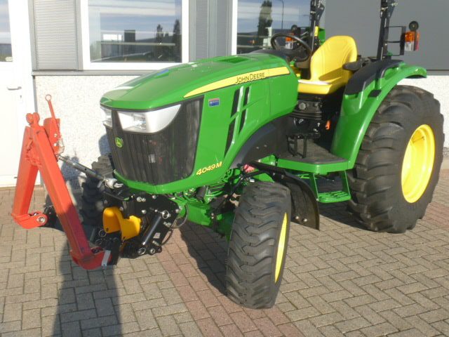 John Deere 4049M 4wd HST - Afbeelding 3