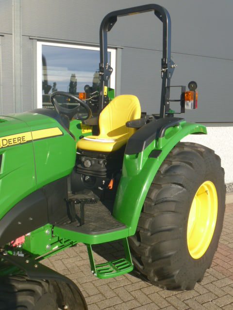 John Deere 4049M 4wd HST - Afbeelding 9