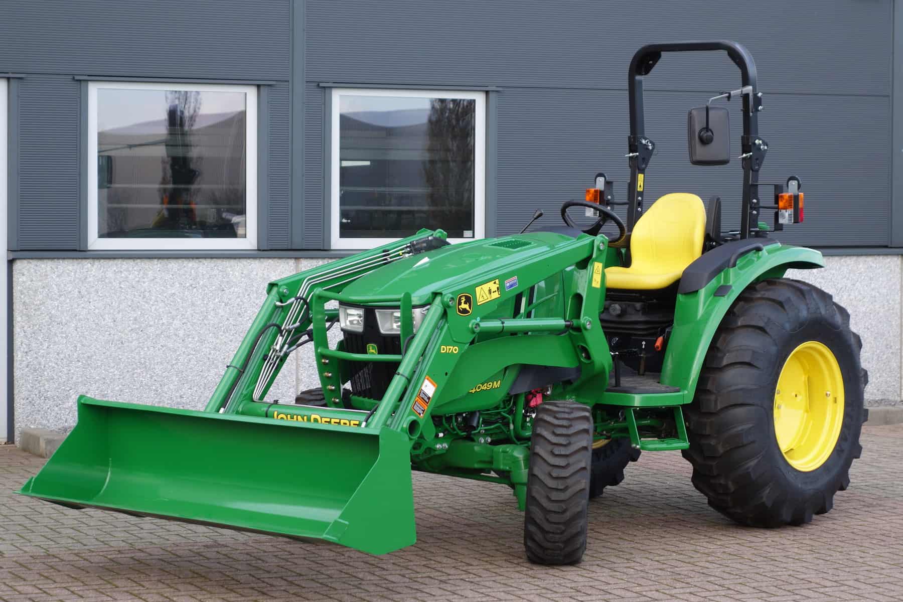 John Deere 4049M 4wd HST