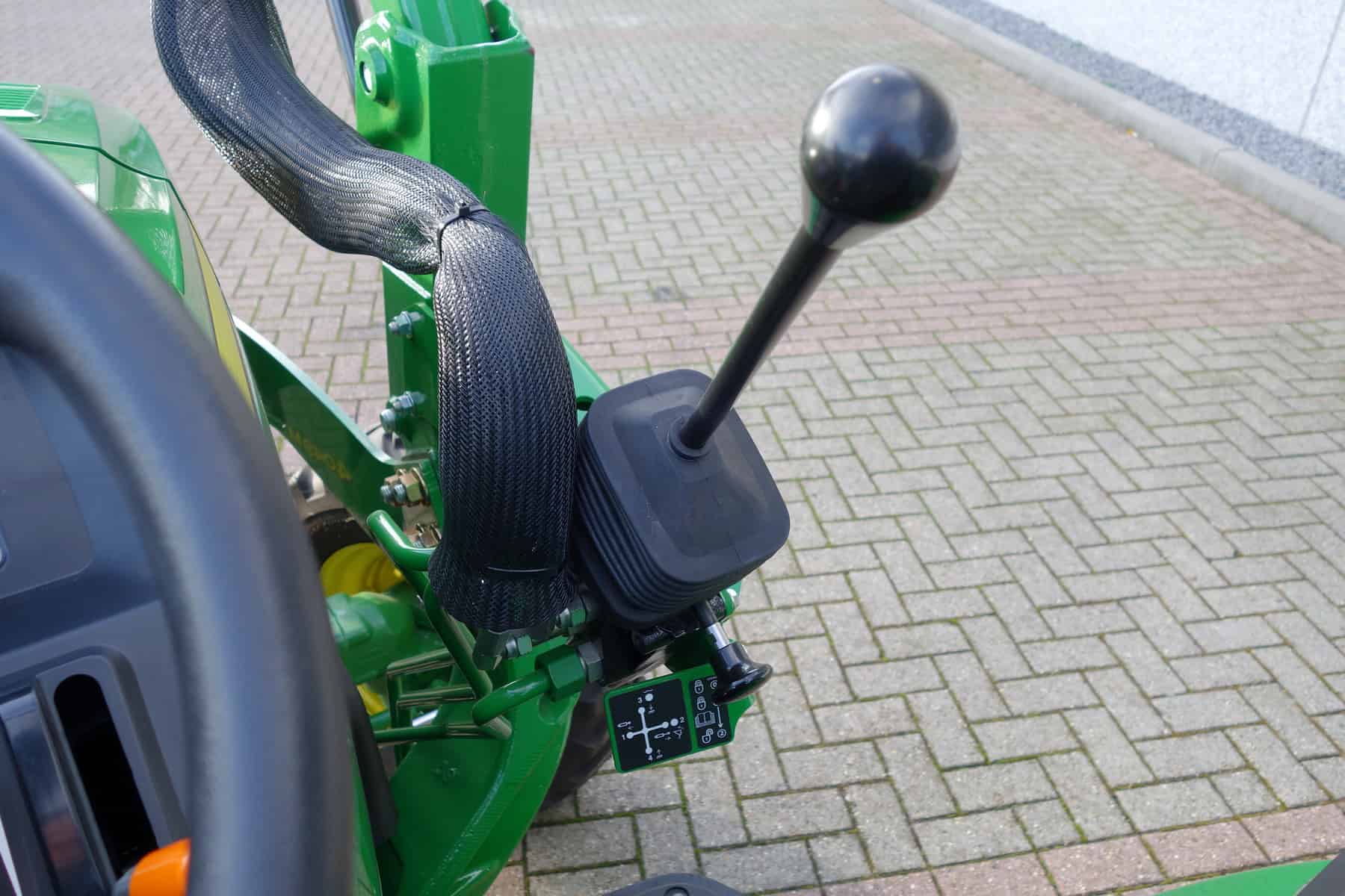 John Deere 4049M 4wd HST - Afbeelding 13