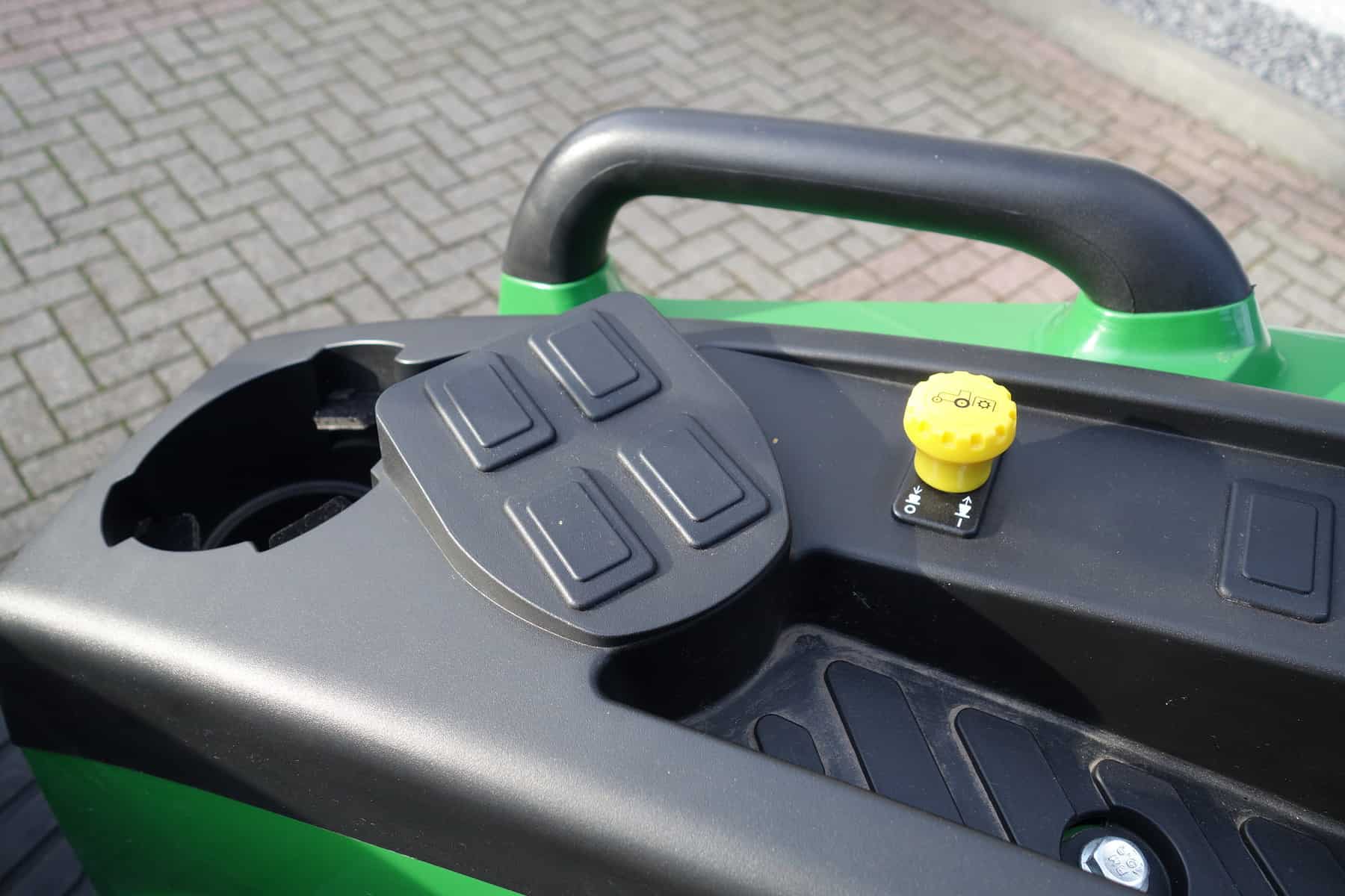 John Deere 4049M 4wd HST - Afbeelding 14