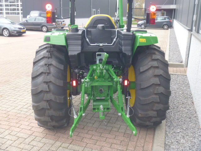 John Deere 4049M 4wd HST - Afbeelding 18