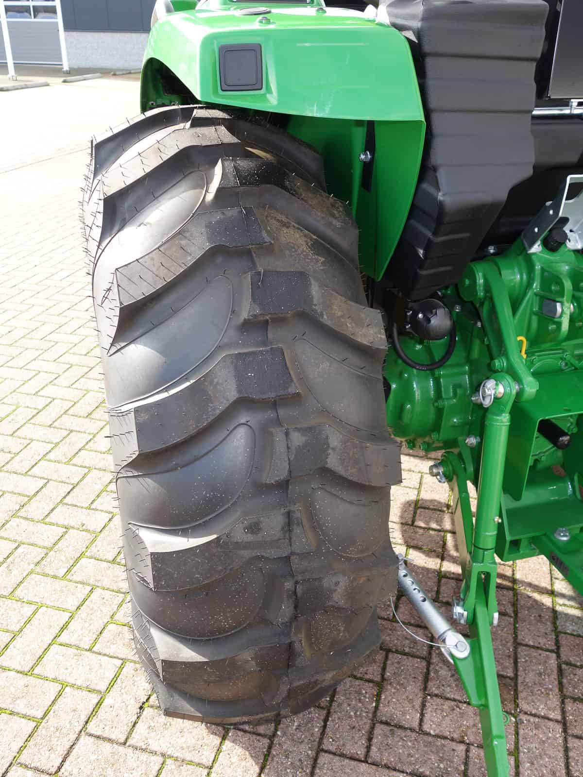 John Deere 4049M 4wd HST - Afbeelding 24