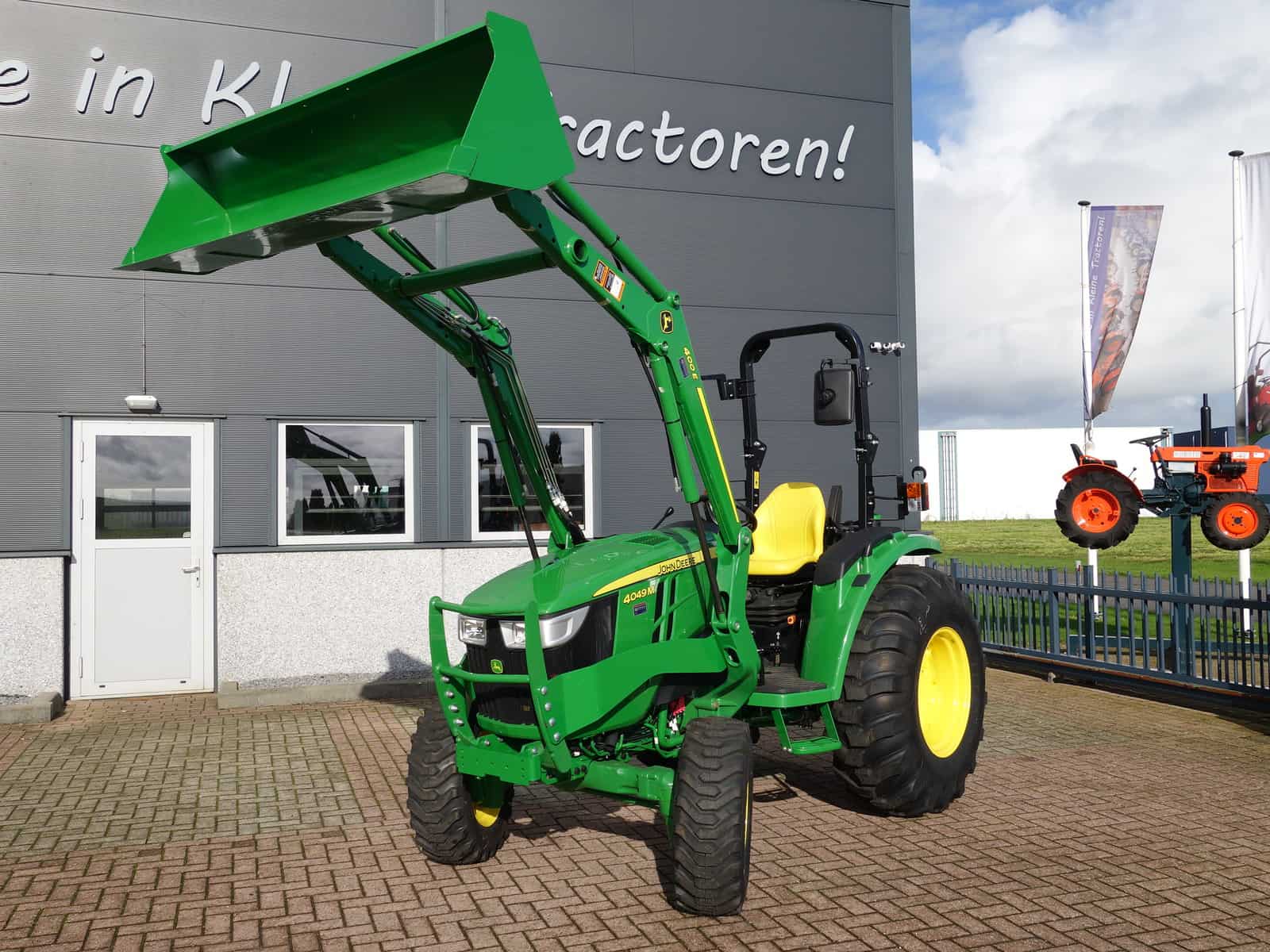 John Deere 4049M 4wd HST - Afbeelding 3