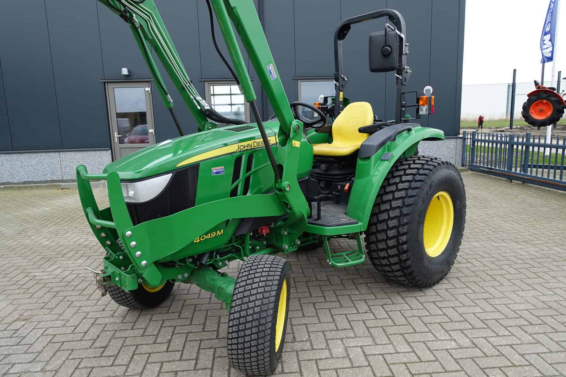 John Deere 4049M 4wd HST - Afbeelding 4