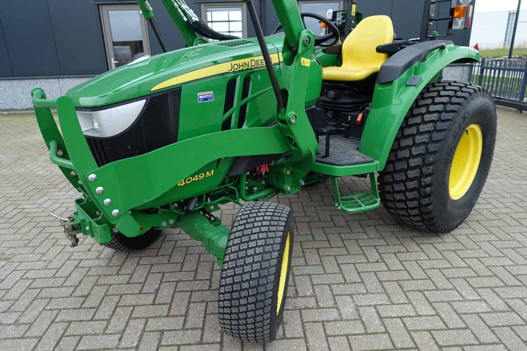 John Deere 4049M 4wd HST - Afbeelding 5