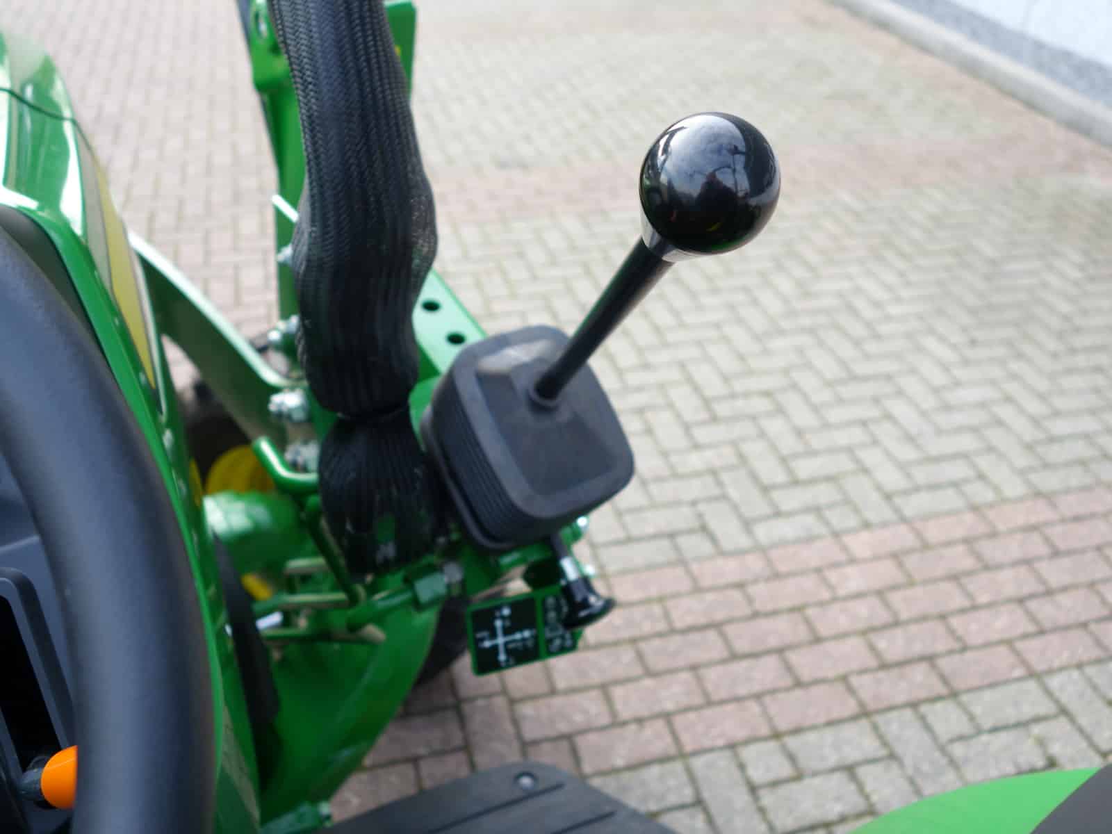 John Deere 4049M 4wd HST - Afbeelding 12