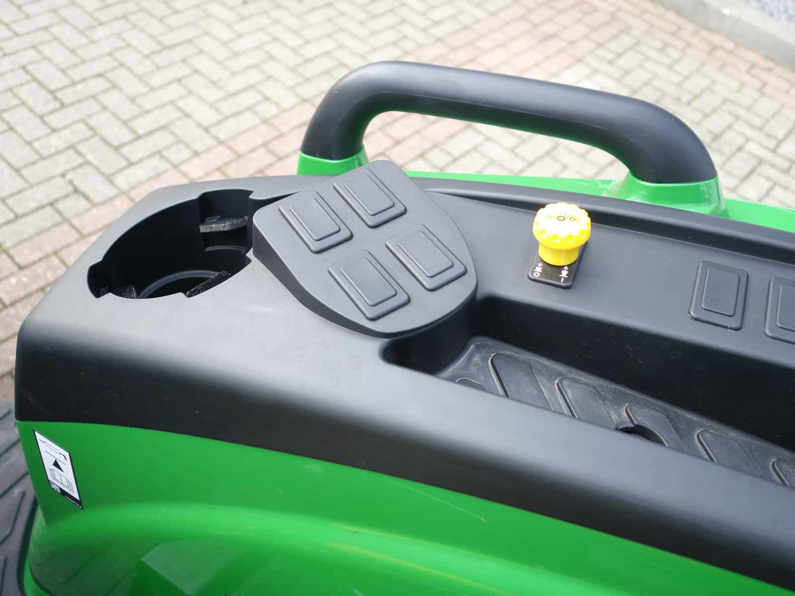 John Deere 4049M 4wd HST - Afbeelding 14