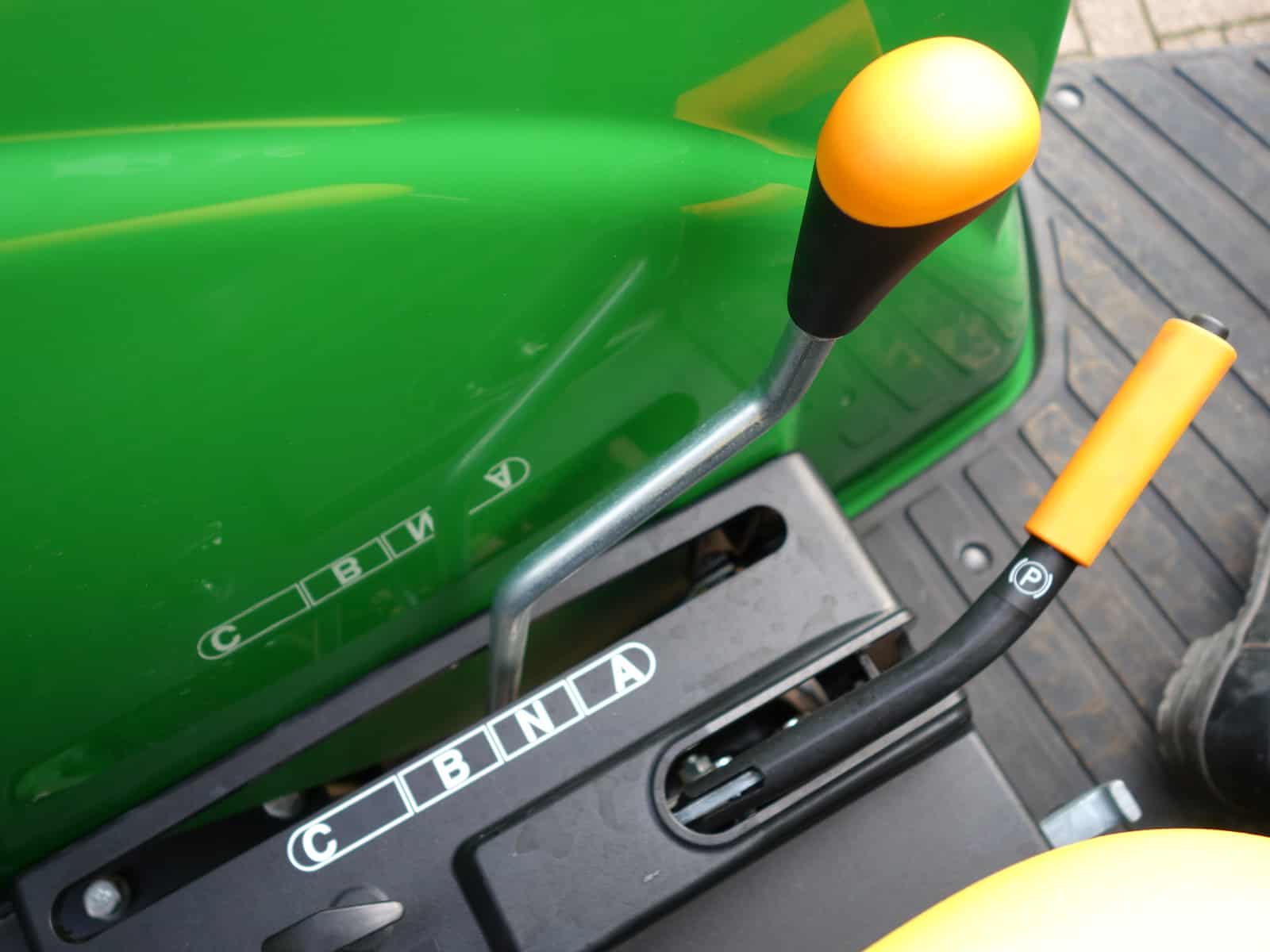 John Deere 4049M 4wd HST - Afbeelding 17