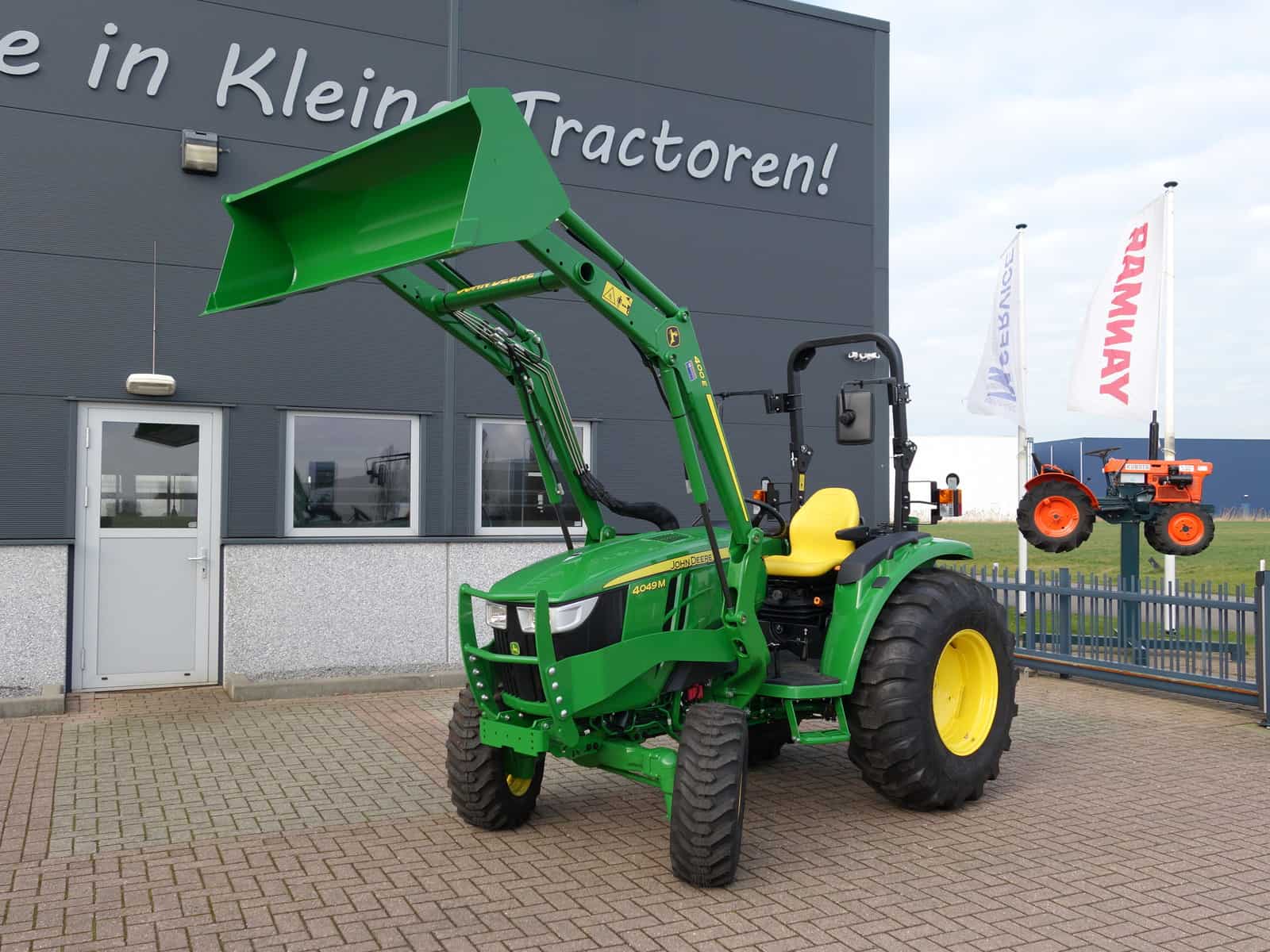 John Deere 4049M 4wd HST - Afbeelding 3