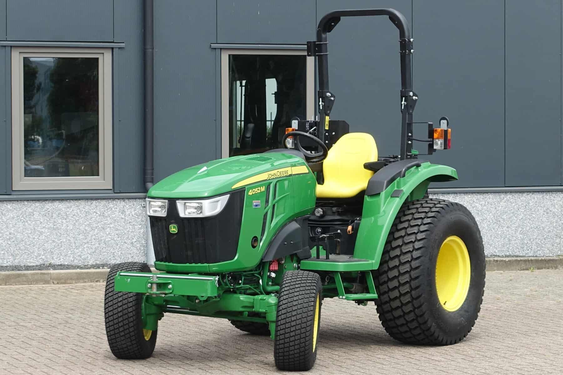 John Deere 4052M 4wd HST