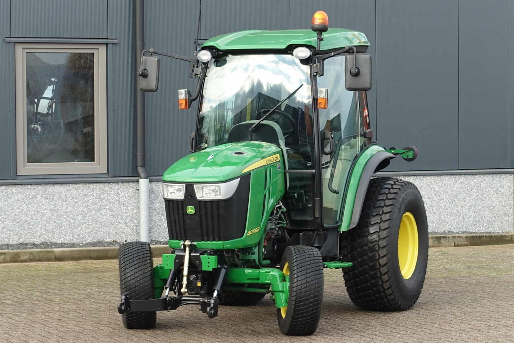 John Deere 4066R 4wd HST