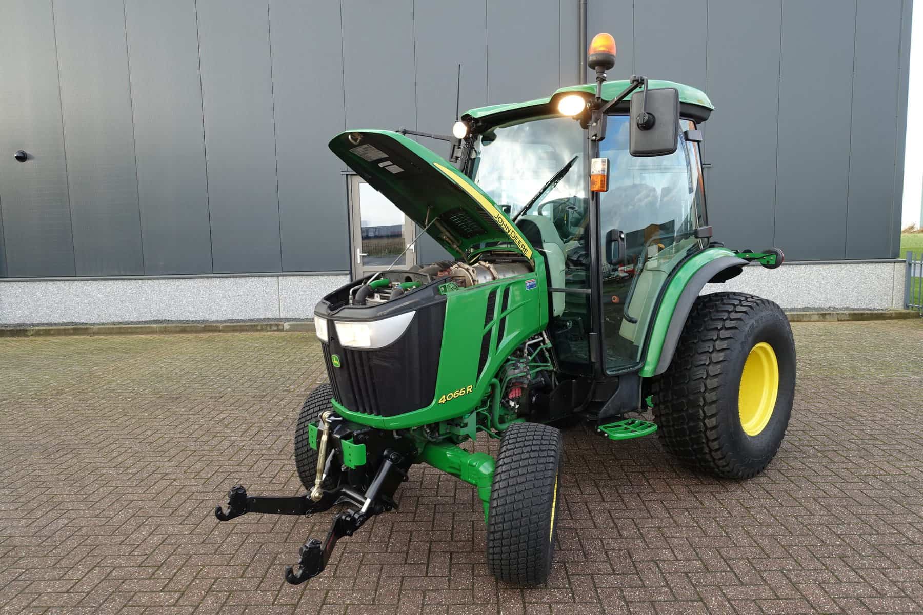 John Deere 4066R 4wd HST - Afbeelding 39