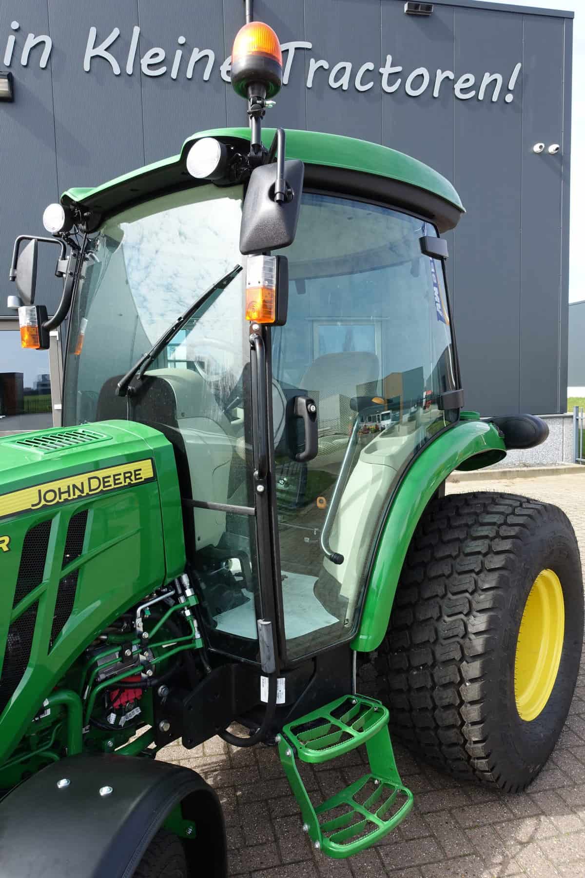 John Deere 4066R 4wd HST - Afbeelding 11