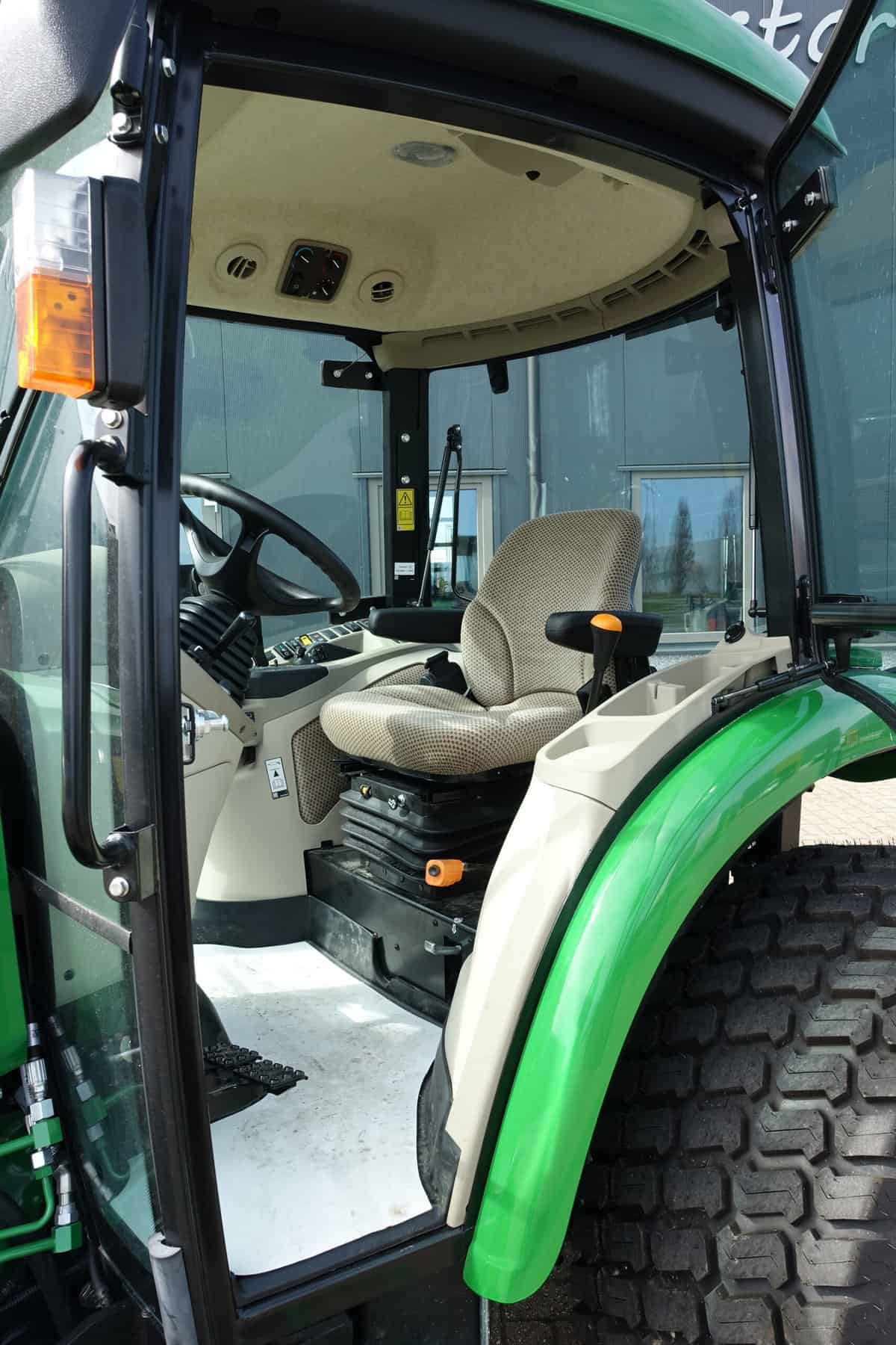 John Deere 4066R 4wd HST - Afbeelding 14