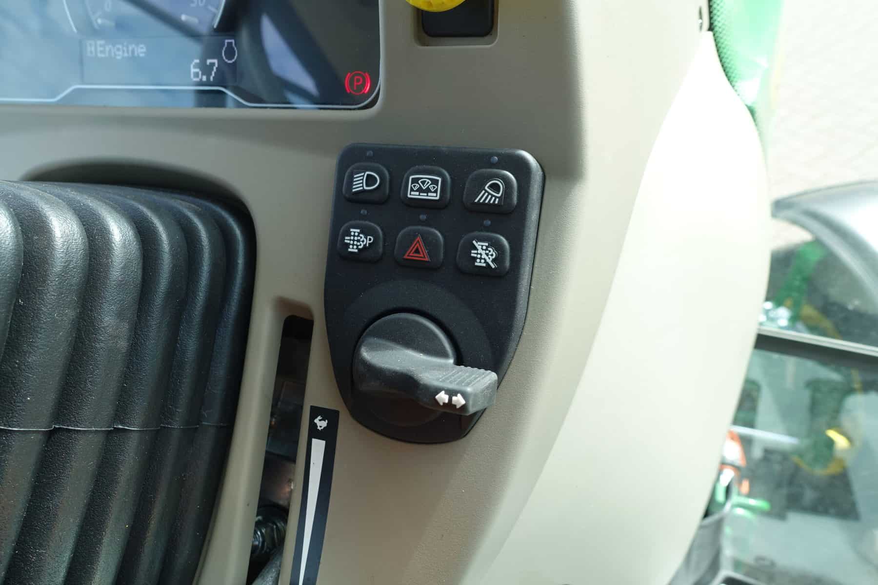 John Deere 4066R 4wd HST - Afbeelding 16