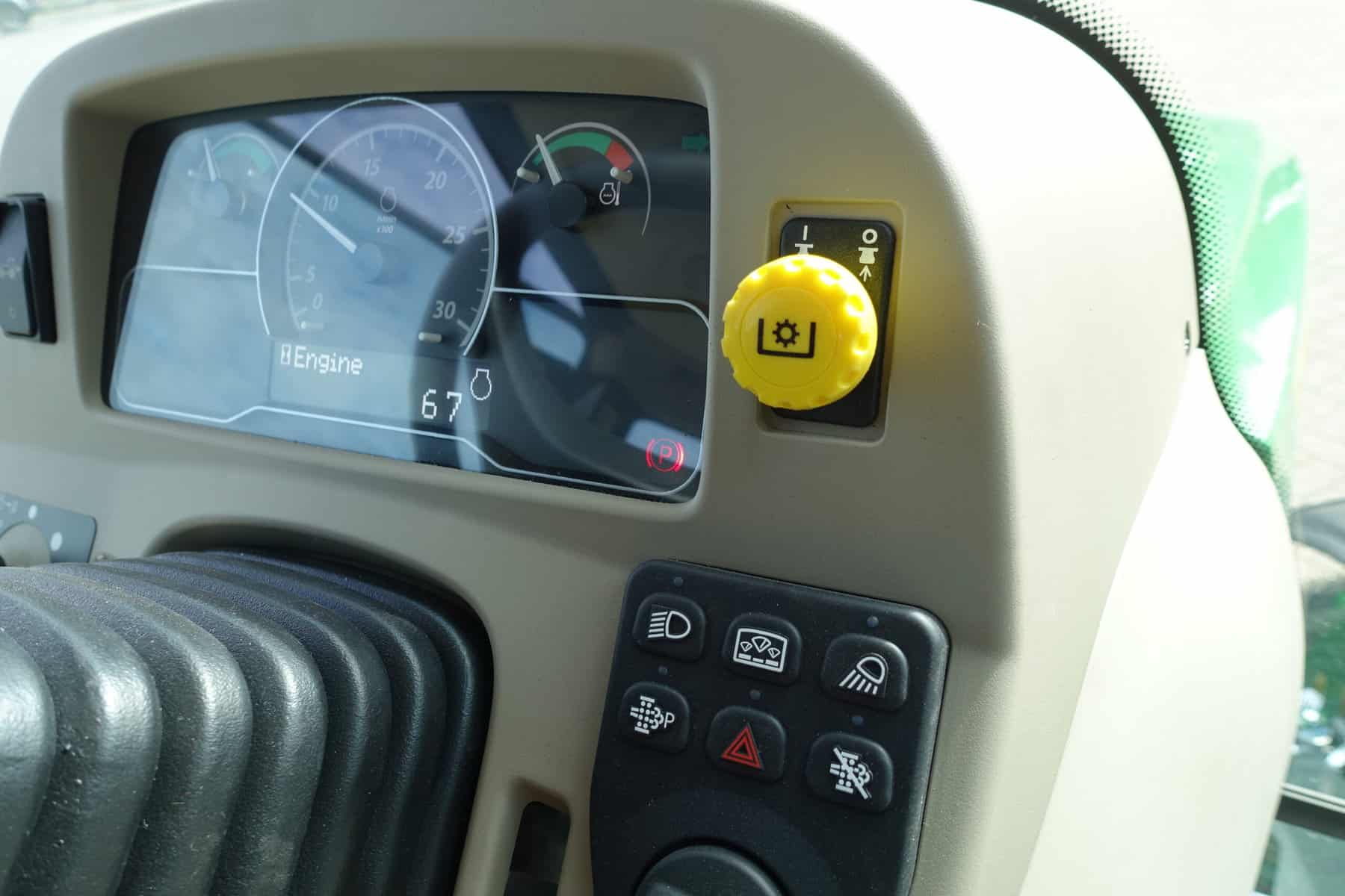 John Deere 4066R 4wd HST - Afbeelding 17