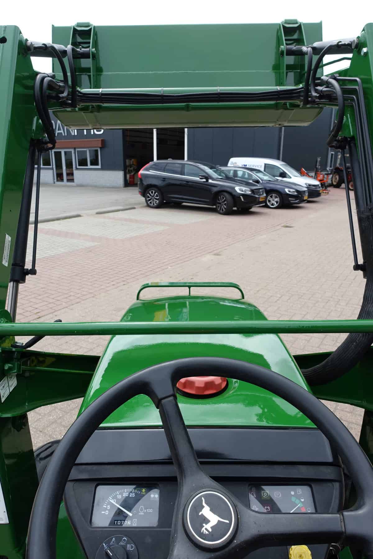 John Deere 4100 4wd HST - Afbeelding 11