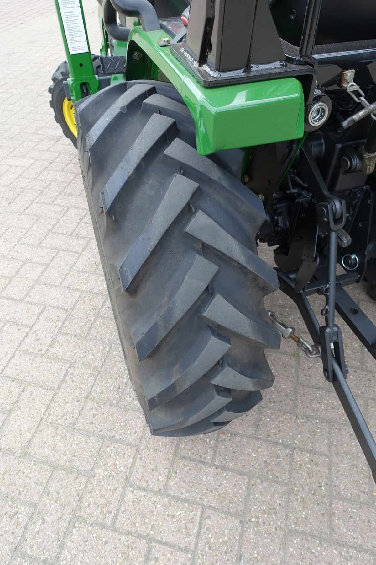 John Deere 4100 4wd HST - Afbeelding 24