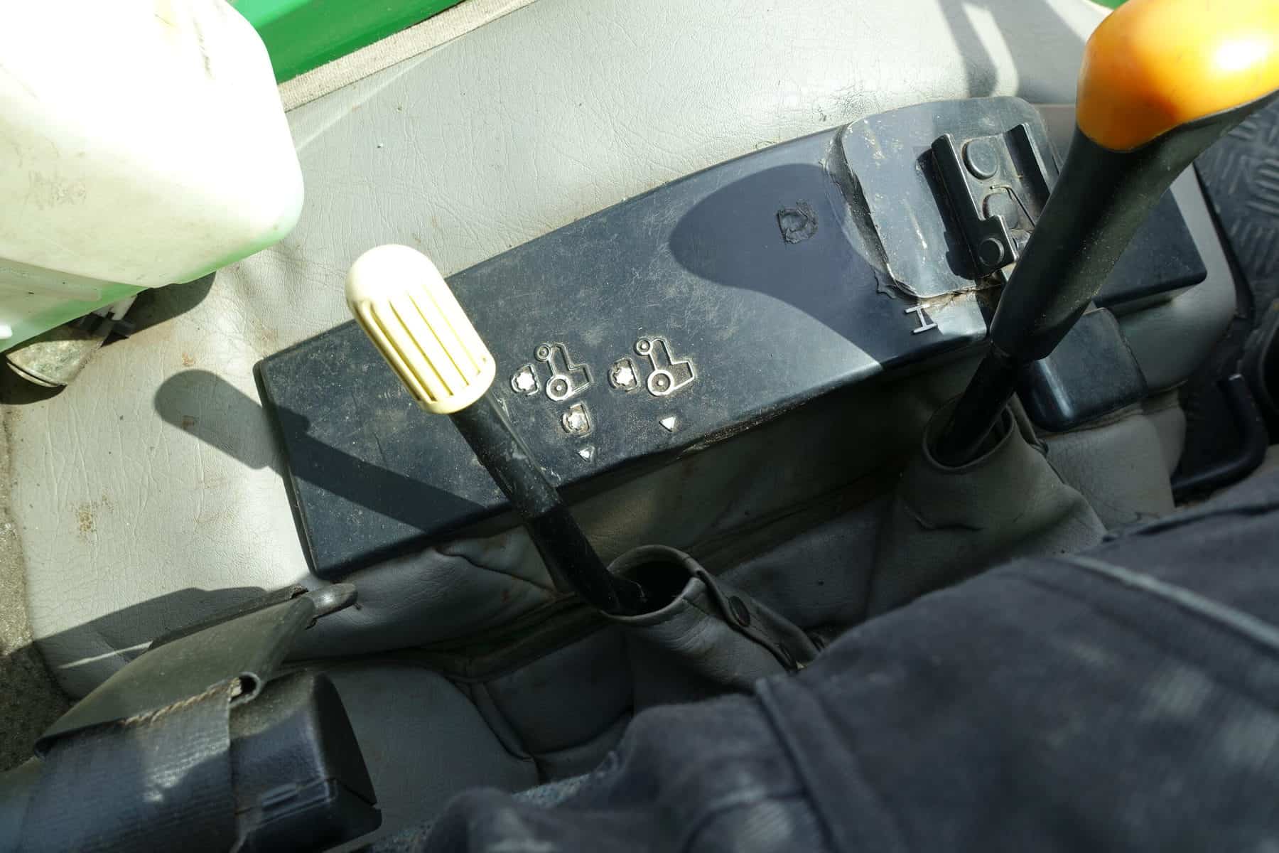 John Deere 4115 4wd HST - Afbeelding 17