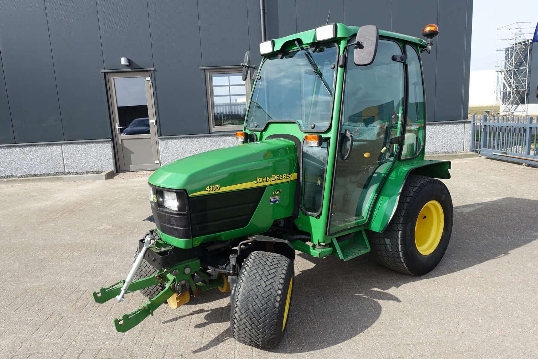John Deere 4115 4wd HST - Afbeelding 3