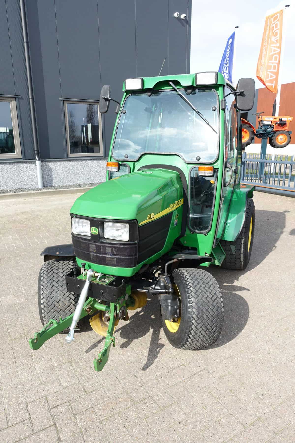 John Deere 4115 4wd HST - Afbeelding 4