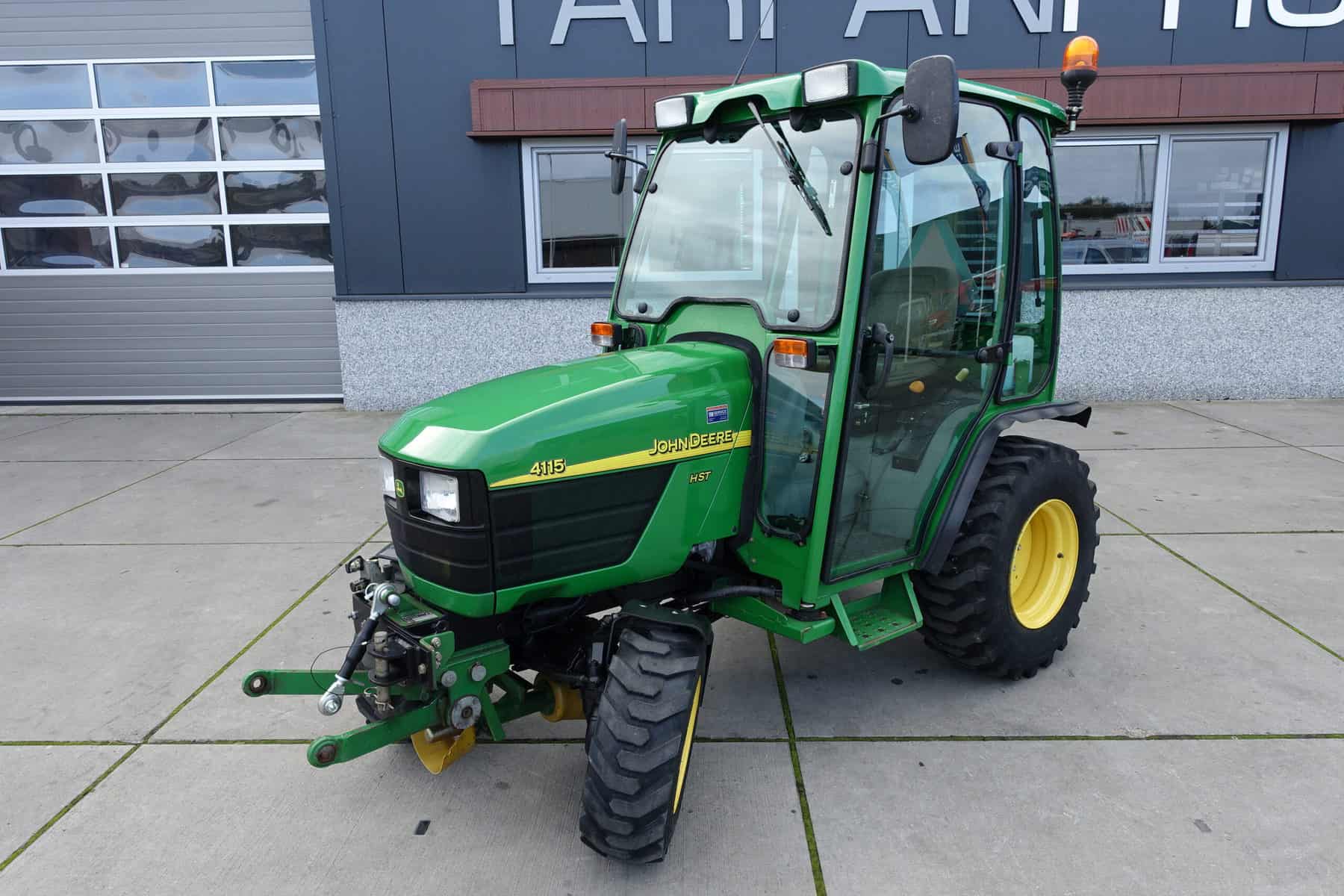 John Deere 4115 4wd HST - Afbeelding 3